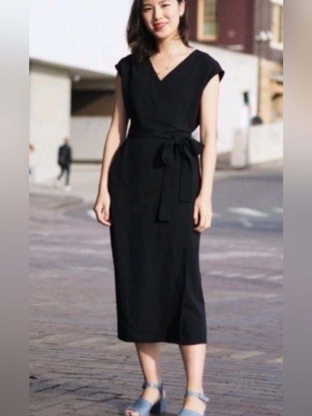 Everlane The Japanese GoWeave Wrap Dress Black 10 Minimalist Quiet Luxury Chic